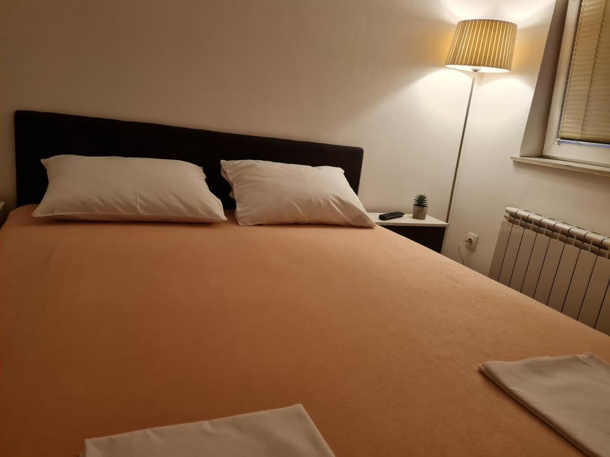 Apartman Veselinovic Free Parking Vranje Exterior photo