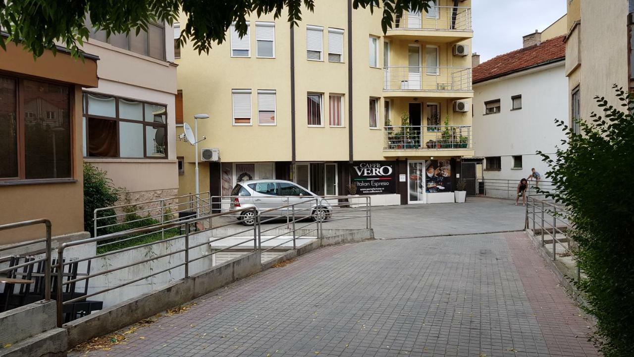 Apartman Veselinovic Free Parking Vranje Exterior photo
